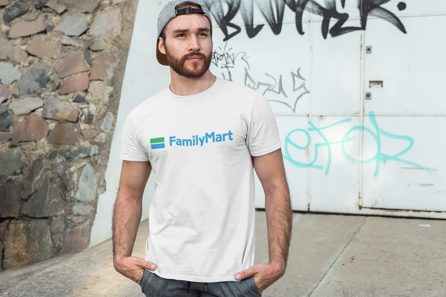 Polera Blanca unisex manga corta "Family Mart"