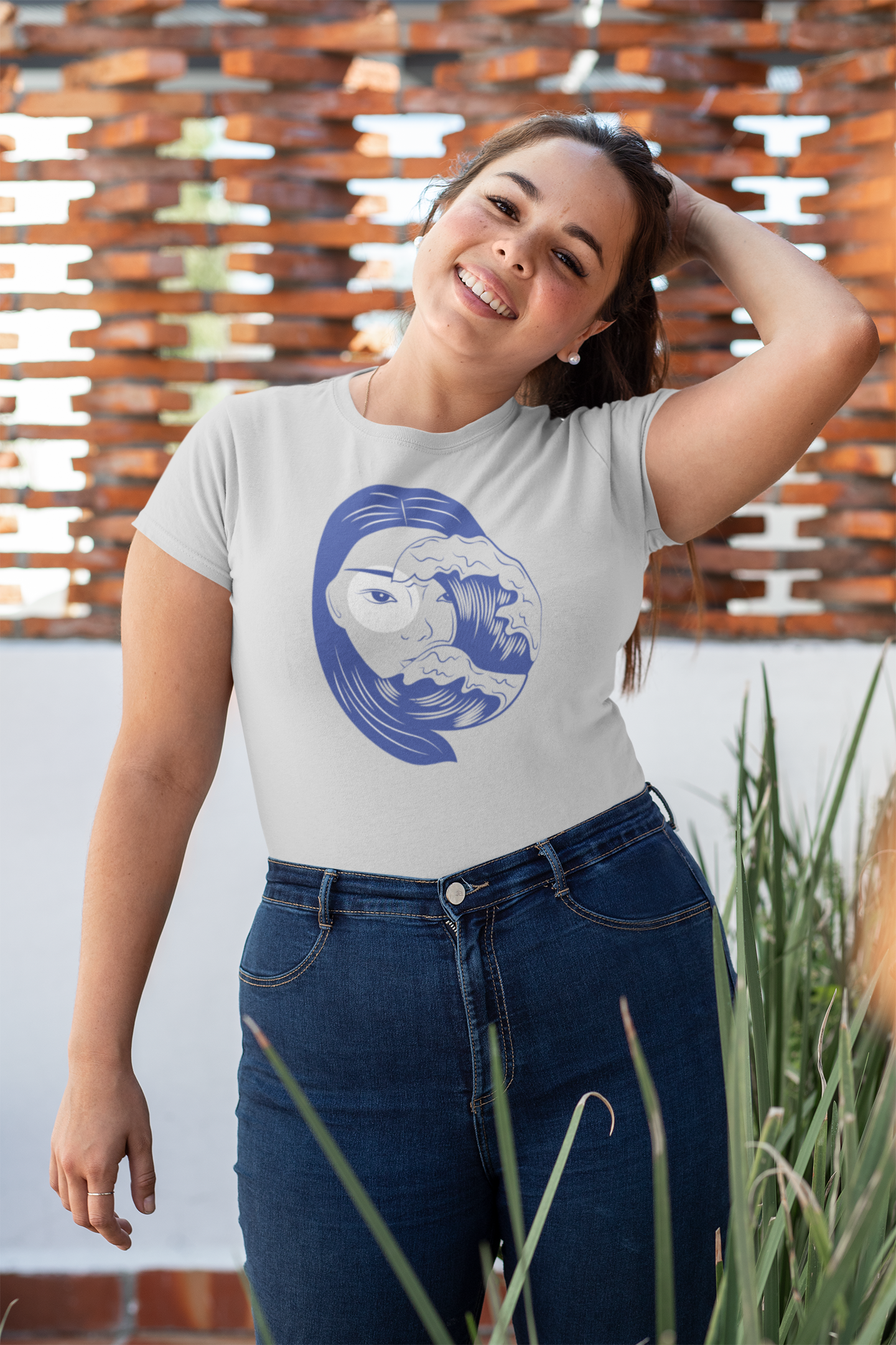 Polera Mujer manga corta "Mujer Ola"