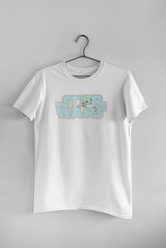 Polera manga corta blanca "Star Wars" logo.