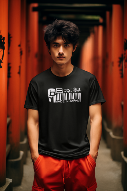 Polera negra unisex manga corta "Made In Japan"