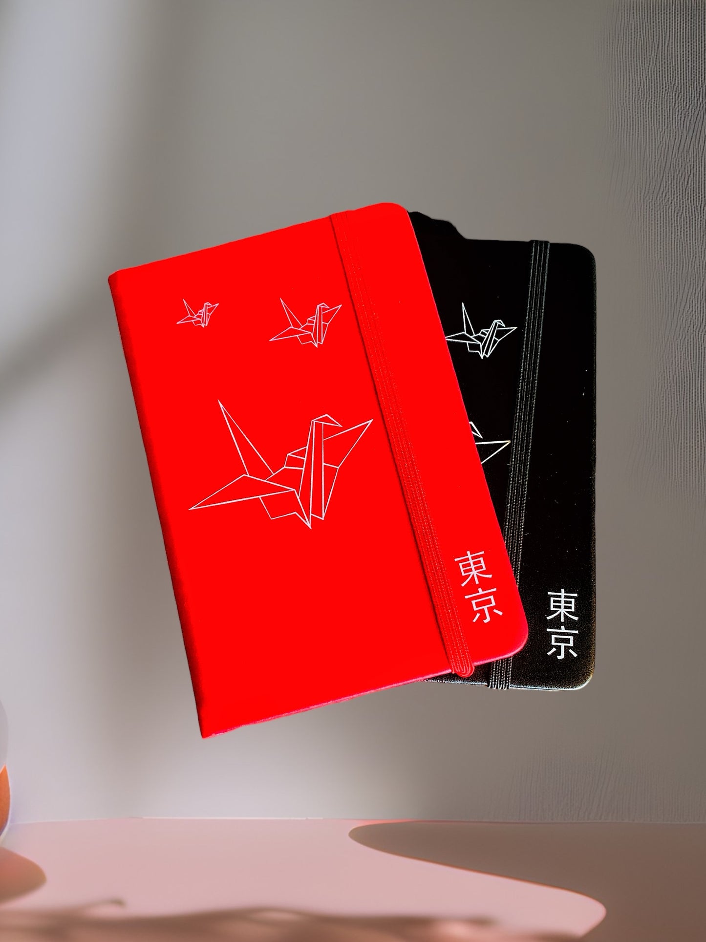 Libreta "Origami" roja y negra  pequeña.